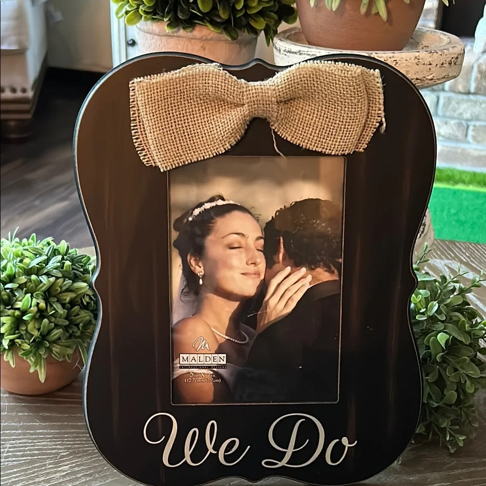 Shabby Chic Farmhouse Black Wood Wedding Picture Photo Frame Burlap Bow 5x7